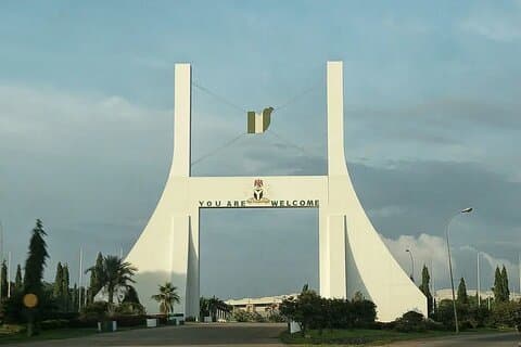 Erleben Sie die Abuja-Tour, alles inklusive