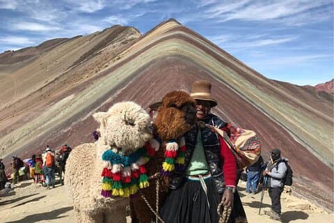 Caminata guiada por la Montaña Arcoíris y el Valle Rojo desde Cusco