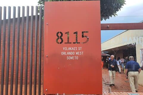 Heldags Apartheid Museum och Soweto Tour