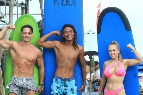 Surfekurs i Canggu
