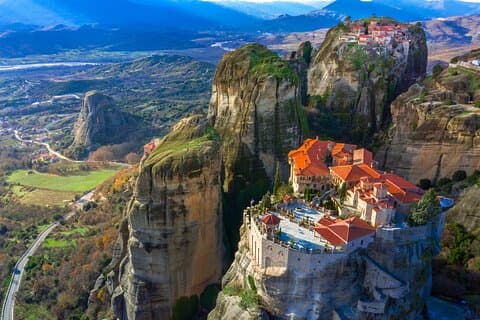 METEORA - 2 días en tren desde Tesalónica - incluyendo 2 excursiones guiadas por Meteora - Todos los días