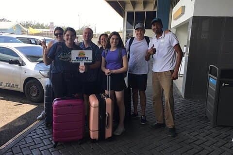 Privater Flughafentransfer vom Flughafen Ian Fleming nach Ocho Rios