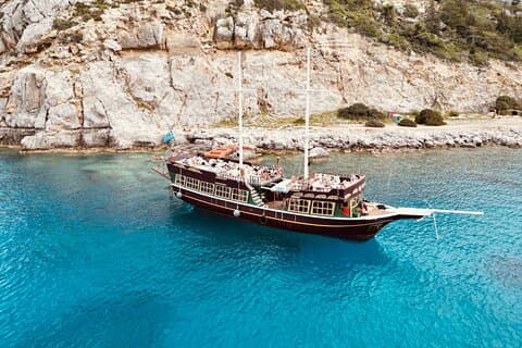 Sun & Sea 6 Stunden All Inclusive Schwimmkreuzfahrt mit griechischem Grill und unbegrenzten Getränken
