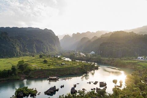 Hue To Phong Nha Cave Sightseeing Vinh moc Tunel DMZ