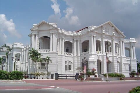 Tour privato di un giorno dell'Isola di Orang Utan e di Ipoh da Kuala Lumpur