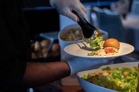 City Cruises Norfolk: Buffet Dinner Cruise