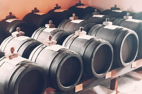 Privébezoeken aan de balsamicoazijn en Parmigiano Reggiano-fabriek
