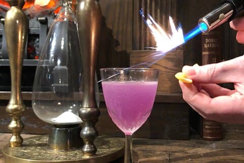Mad Scientist Drink Fusion Lab, et Mocktail-fokusert verksted