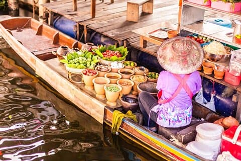 Privé - Visite du marché flottant et du marché ferroviaire de Damnoen Saduak