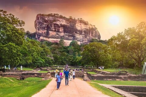Private Sigiriya-Tagestour und authentisches srilankisches Mittagsbuffet