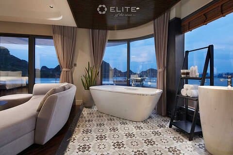 Suite con terrazza su crociera di lusso di prima qualità a Halong Bay