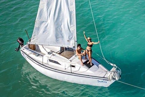 Sailboat tour across the seven colors lagoon in Bacalar