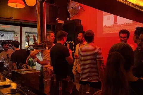 Gehen Sie wie ein Einheimischer aus, Kneipentour / Kneipentour in Raval - Barcelona