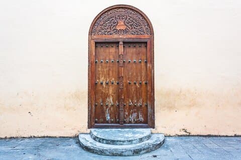 Zanzibar: Stenstadstur, historia utan transport