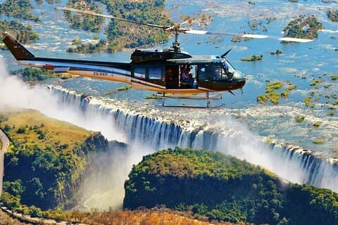 Victoria Falls : Scenic Day Tour, Lunch & Helicopter Flight