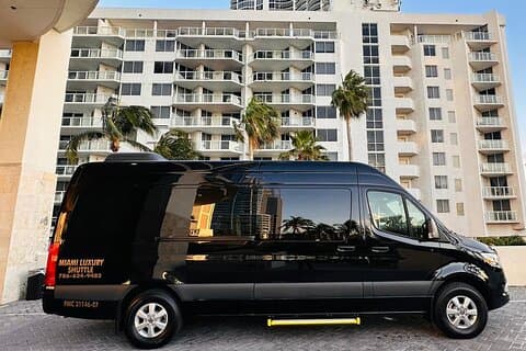Aeroporto di Van Ft Lauderdale o hotel al porto di Miami o hotel