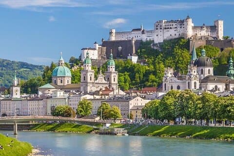 Heldags privat rundtur till Mozart City Salzburg