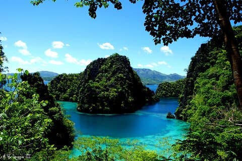 Éco-aventure guidée privée sur l'île de Coron