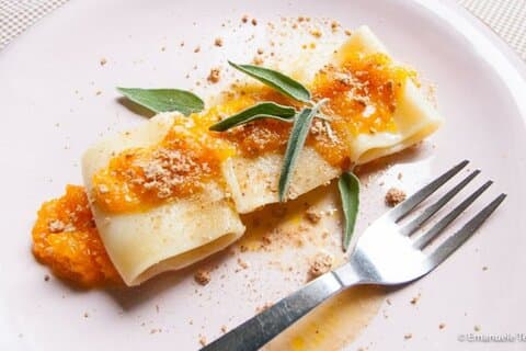 Traditionel middag i bakkerne i Firenze