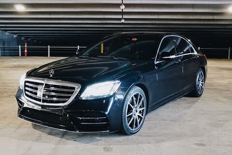 Seattle Avgang Chauffeur Driven Flyplass Transport med Sedan