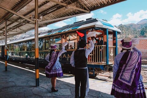 Machu Picchu Luxury Tour on the Hiram Bingham Train from Cusco