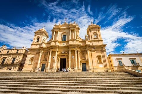 Car or Van Tour from Syracuse to Noto, Marzamemi and Villa Tellaro