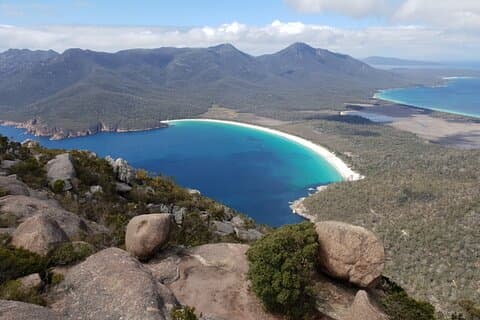 4 Day Wild Tasmania Tour / Wildlife, Nature, Hiking / Inc. Accom