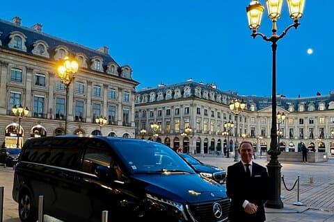 Transfert privé en Mercedes luxe de DISNEYLAND Paris à => PARIS avec Cab-Bel-Air