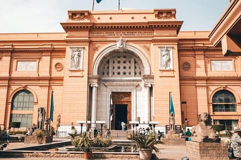 2-Days Private Tour in Pyramids, Museum, And Coptic In Cairo