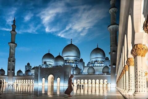 Abu Dhabi – Tour durch die Scheich-Zayid-Moschee in einem Privatfahrzeug