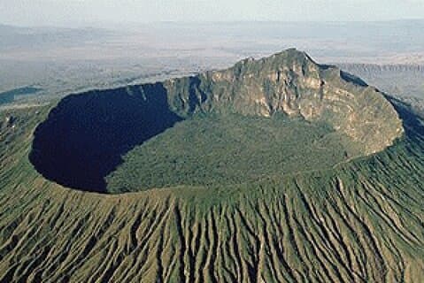 Excursión de un día al Parque Nacional Monte Longonot y Lago Naivasha
