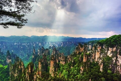Tour privato del Grand Canyon del parco forestale nazionale Zhangjiajie di 2 giorni