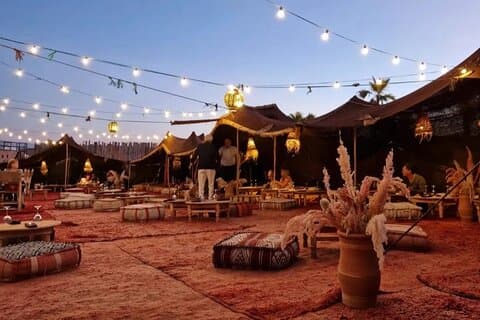 Marrakesch: Magisches Agafay-Dinner, Musik und Feuershow