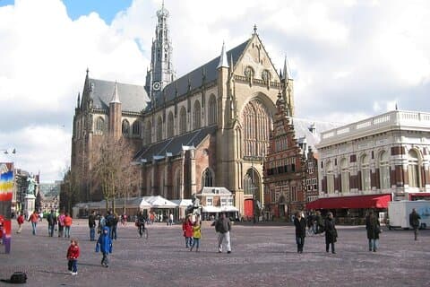 90 minutes Self-Guided Walking tour with puzzles in Haarlem