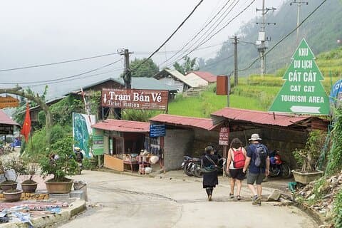 Esperienza straordinaria a Sapa: Cat Cat Village 1 giorno con guida locale