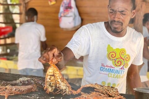 Rick’s Café & Homard pour déjeuner sur la plage privée à Negril