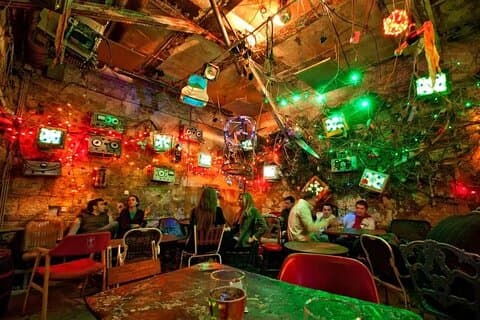 Ruin Bars Tour (Kultur, historie og drinks) PROMOPRIS