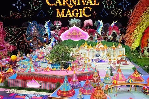 Parque temático Carnival Magic Phuket