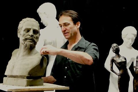 Introdução à Escultura em Clay Class no The Florence Studio