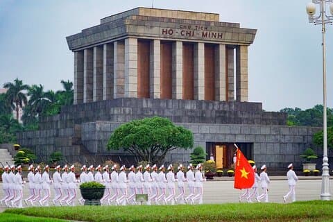 Ganztägige Stadtrundfahrt durch Hanoi mit einem erfahrenen lokalen Reiseführer