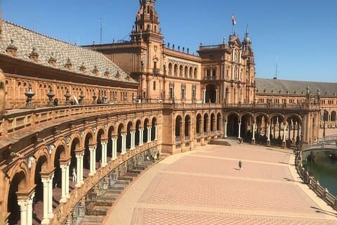Privat transport Lissabon/Sevilla vice versa med 1 hållplats Algarve