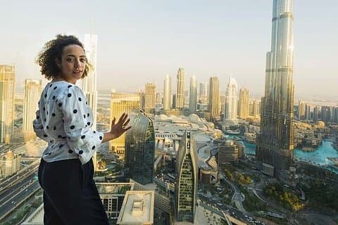 Ervaar 40 minuten Sky Views Dubai met transfers