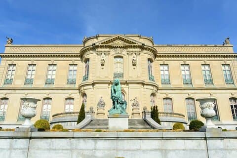 Scenic Newport, RI Self-Guided Driving Audio Tour