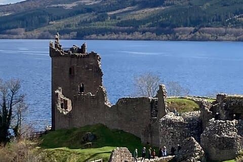 Da Inverness visita il tour giornaliero di Loch Ness, Culloden e Cawdor Castle