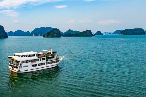 Luxury Boutique Cruise i Halong og Lan Ha Bay (2D1N)