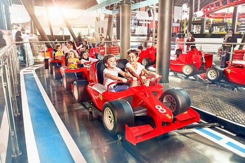 Ferrari World Abu Dhabi, adgangsbillet