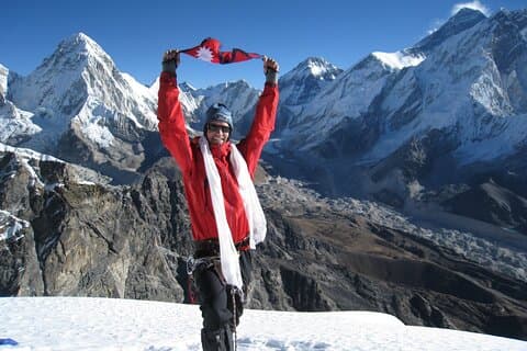 Lobuje toppklatring i Nepal
