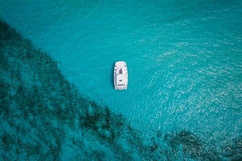 Yate privado de lujo Leopardo 51′ – Cancún a Isla Mujeres 4 - Hora