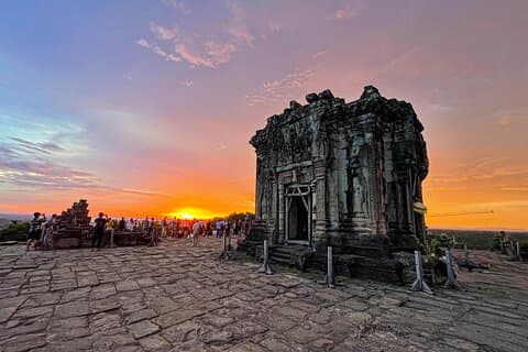 Angkor Wat Tour met kleine groep en zonsondergang inclusief lunch