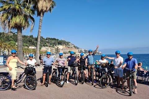 Excursion d'une journée: Nice à Antibes le long de la mer en vélo électrique